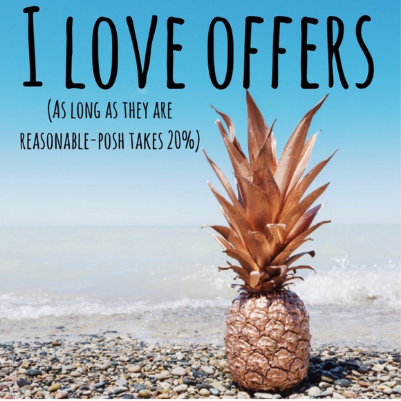 I ❤️offers-make em’ reasonable because posh takes 20%🌻 - Picture 15 of 16